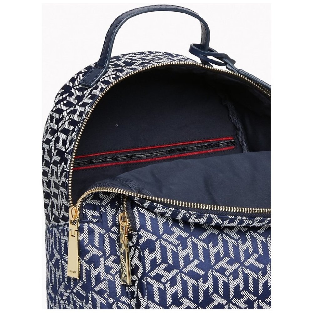 Tommy Hilfiger Julia Logo Jacquard Dome Backpack - Picture 3 of 3